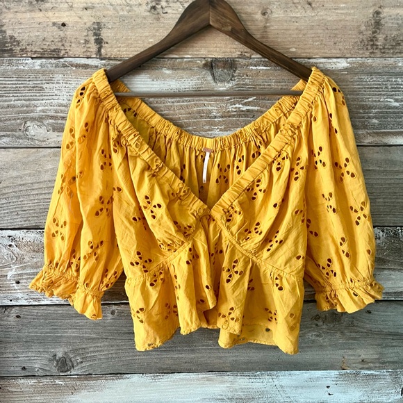 FREE PEOPLE- Gardenia Top - Picture 2 of 10